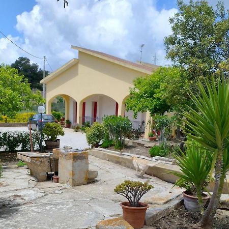 Villa Lada Santa Ninfa Exteriér fotografie